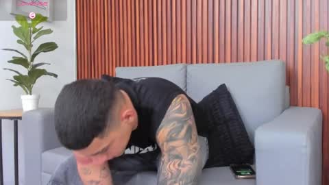 Snapshot of alex_cute77 chatting on 04/03/26, 09:29 alex online show from 04/03/26, 09:29