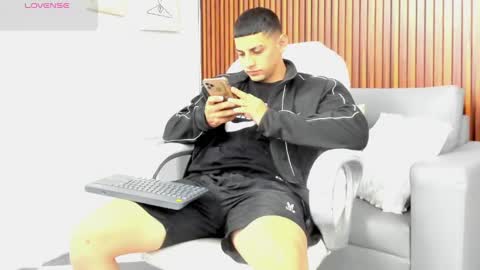 alex online show from 05/23/26, 12:20