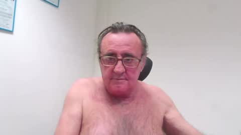 Alex online show from 01/06/25, 04:23