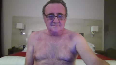 Alex online show from 01/12/25, 04:40