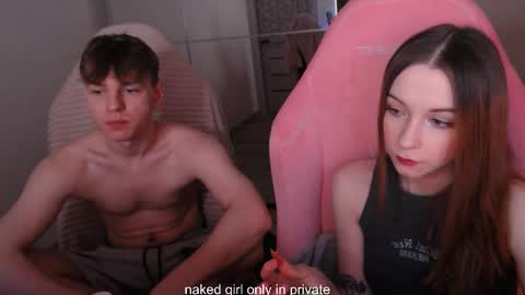 Snapshot of alex_gotcha chatting on 12/04/25, 10:07 Alex online show from 12/04/25, 10:07