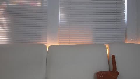 Snapshot of alex_islive chatting on 02/07/26, 08:56 Alex Stone online show from 02/07/26, 08:56