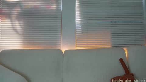 Snapshot of alex_islive chatting on 02/18/26, 06:26 Alex Stone online show from 02/18/26, 06:26