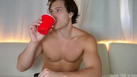 Snapshot of alex_islive chatting on 03/17/26, 06:11 Alex Stone online show from 03/17/26, 06:11