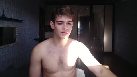 Snapshot of alex_man_01 chatting on 09/27/25, 01:38 Alex online show from 09/27/25, 01:38