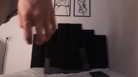 alex_mark_ online show from 02/20/26, 04:40