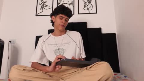 Snapshot of alex_mark_ chatting on 03/10/26, 07:30 alex_mark_ online show from 03/10/26, 07:30