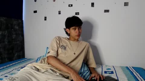 Snapshot of alex_mark_ chatting on 03/27/26, 01:44 alex_mark_ online show from 03/27/26, 01:44