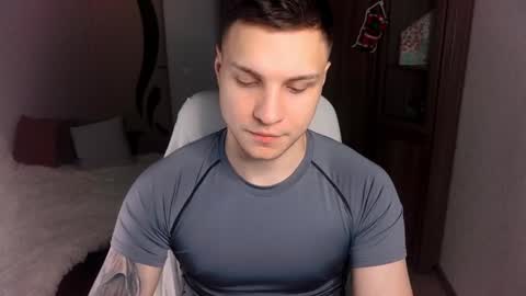 Snapshot of alex_milson chatting on 12/28/24, 09:30 alex_milson online show from 12/28/24, 09:30