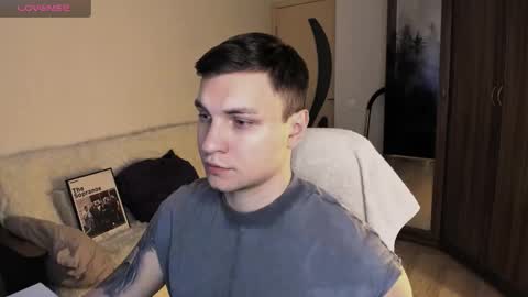 Snapshot of alex_milson chatting on 10/05/25, 03:43 alex_milson online show from 10/05/25, 03:43