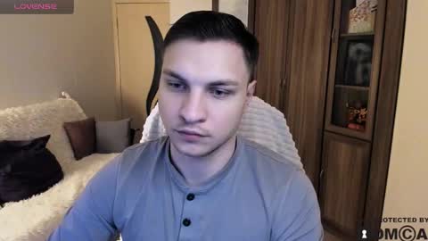 Snapshot of alex_milson chatting on 10/25/25, 07:30 alex_milson online show from 10/25/25, 07:30