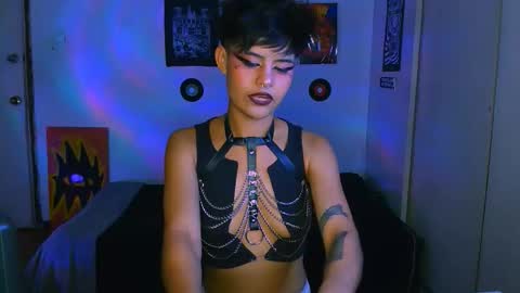 Snapshot of alex_one888 chatting on 11/11/25, 11:05 Alex online show from 11/11/25, 11:05