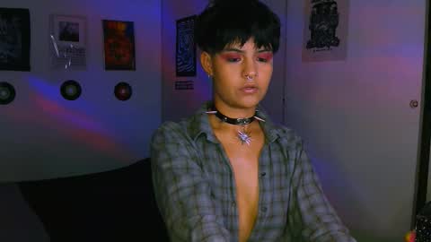 Snapshot of alex_one888 chatting on 11/22/25, 11:15 Alex online show from 11/22/25, 11:15