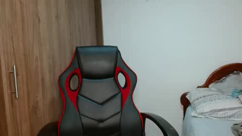 Snapshot of alex_parker07 chatting on 12/29/24, 02:17 Alex Parker online show from 12/29/24, 02:17