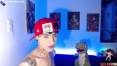    online show from 11/26/25, 08:04