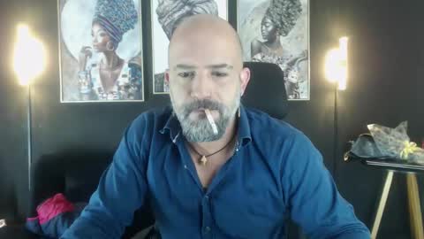 Snapshot of alex_saints_ce chatting on 11/25/25, 01:38 Alex Saints online show from 11/25/25, 01:38