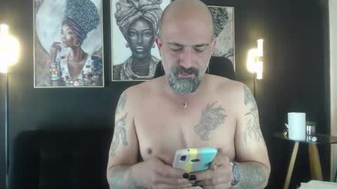 Snapshot of alex_saints_ce chatting on 02/10/26, 01:59 Alex Saints online show from 02/10/26, 01:59