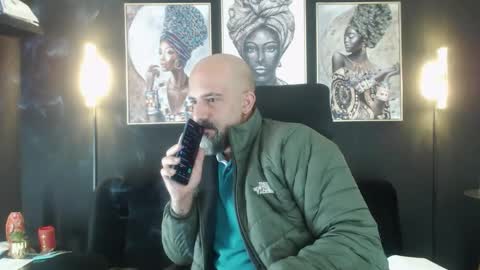 Snapshot of alex_saints_ce chatting on 02/18/26, 05:31 Alex Saints online show from 02/18/26, 05:31