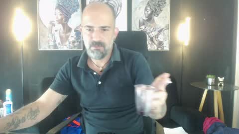 Snapshot of alex_saints_ce chatting on 04/08/26, 01:00 Alex Saints online show from 04/08/26, 01:00