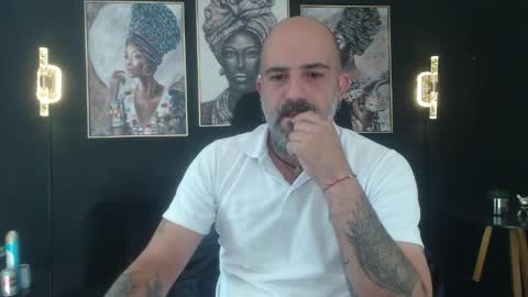 Snapshot of alex_saints_ce chatting on 04/20/26, 01:03 Alex Saints online show from 04/20/26, 01:03