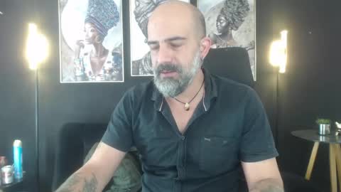 Snapshot of alex_saints_ce chatting on 04/25/26, 01:36 Alex Saints online show from 04/25/26, 01:36