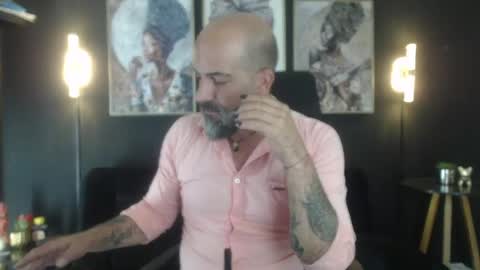 Snapshot of alex_saints_ce chatting on 05/29/26, 08:29 Alex Saints online show from 05/29/26, 08:29