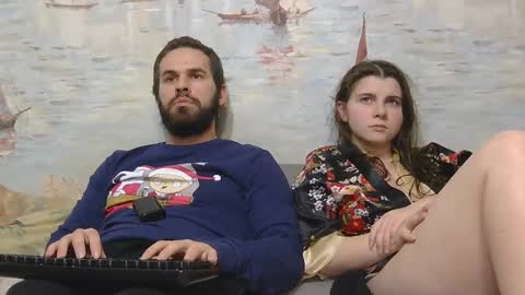 Snapshot of alex_sarah_sex chatting on 03/19/26, 09:30 Alex and Sarah online show from 03/19/26, 09:30