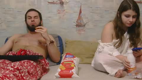 Snapshot of alex_sarah_sex chatting on 03/21/26, 07:06 Alex and Sarah online show from 03/21/26, 07:06