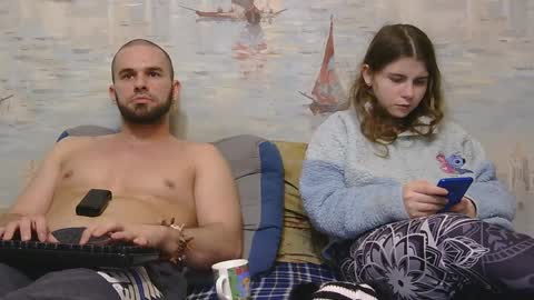 Snapshot of alex_sarah_sex chatting on 04/08/26, 01:05 Alex and Sarah online show from 04/08/26, 01:05