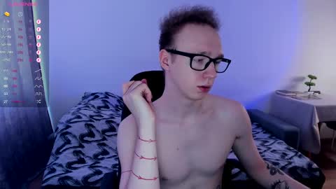 Snapshot of alex_silent chatting on 02/23/25, 10:06 alex_silent online show from 02/23/25, 10:06