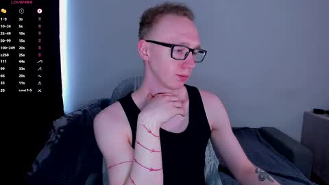 alex_silent online show from 04/27/26, 06:44