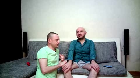 Alex and Tobey online show from 01/13/26, 05:57