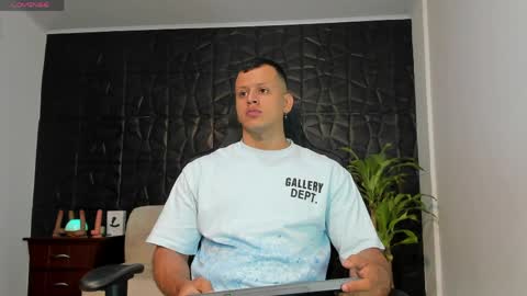 Snapshot of alex_tower chatting on 03/28/26, 03:33 Alex Towers online show from 03/28/26, 03:33