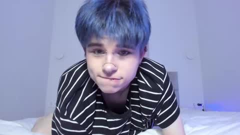 Snapshot of alex_valllley chatting on 03/06/25, 06:05 Alex Valley online show from 03/06/25, 06:05
