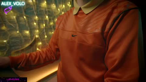 Snapshot of alex_volo chatting on 01/12/25, 06:39 Alex online show from 01/12/25, 06:39