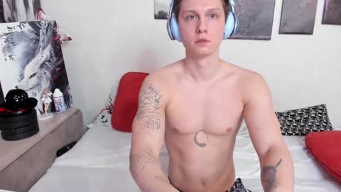 Alex WandHot online show from 01/22/25, 02:35