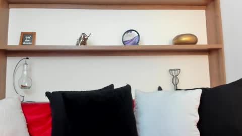 alex_wolf05 online show from 04/07/26, 06:19