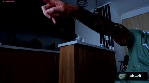 Alex Wolf online show from 03/26/26, 09:31