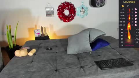 Alex Woll online show from 01/04/25, 07:23