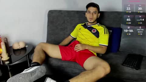 Alex Woll online show from 09/12/25, 04:34