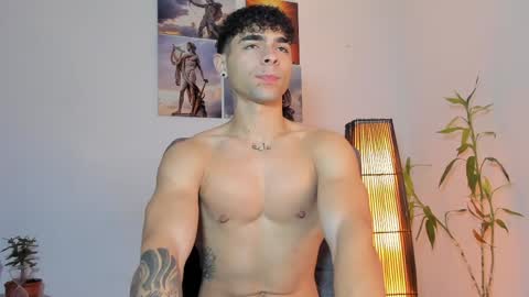 Snapshot of alex_zt7 chatting on 05/22/26, 01:06 x online show from 05/22/26, 01:06