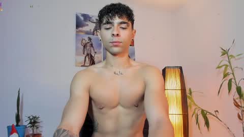 Snapshot of alex_zt7 chatting on 05/30/26, 01:41 x online show from 05/30/26, 01:41