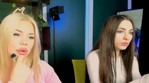 Snapshot of alexa_bonni chatting on 04/06/26, 11:22 alexa bonni online show from 04/06/26, 11:22