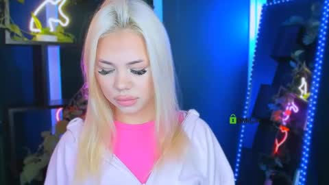 Snapshot of alexa_bonni chatting on 04/29/26, 05:00 alexa bonni online show from 04/29/26, 05:00