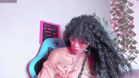 Dani online show from 01/10/25, 02:46