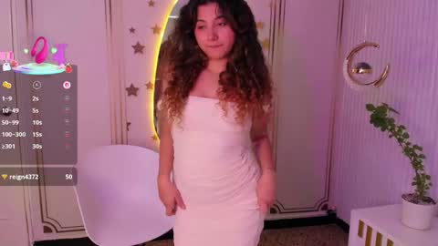 Snapshot of alexa_cutte_ chatting on 04/23/26, 12:29 A L E X A online show from 04/23/26, 12:29