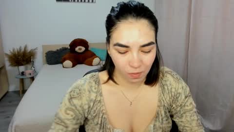 Snapshot of alexa_dolly chatting on 02/26/25, 07:20 Alexa online show from 02/26/25, 07:20