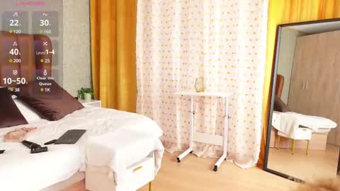 Snapshot of alexa_duque34 chatting on 02/27/25, 12:02 Alexa online show from 02/27/25, 12:02