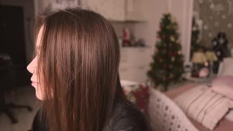 Snapshot of alexa_feels chatting on 12/23/24, 05:00 Little Duck homie online show from 12/23/24, 05:00