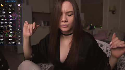 Snapshot of alexa_feels chatting on 01/12/25, 06:06 Little Duck homie online show from 01/12/25, 06:06